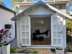 Timber cabin Mitre 10