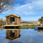 Star cabin by the lake